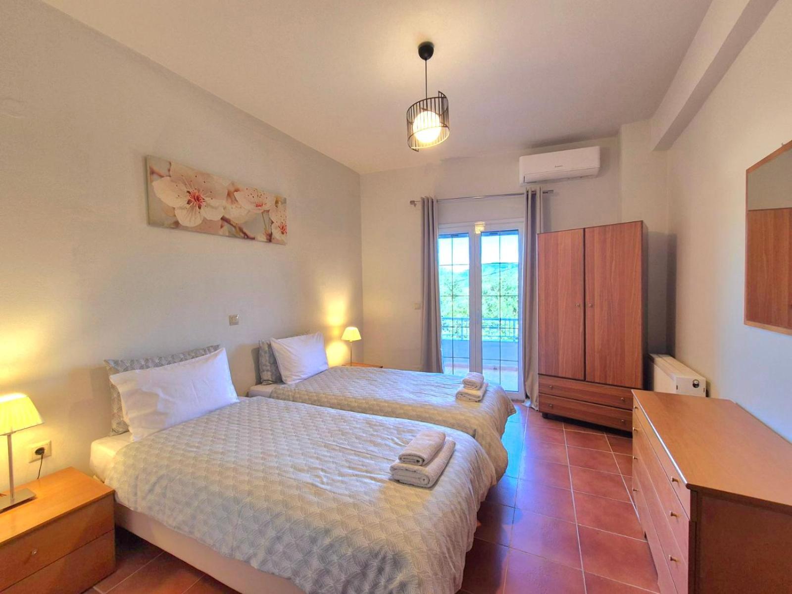 J&B Countryside Life Apartman Ágios Matthaíos Kültér fotó